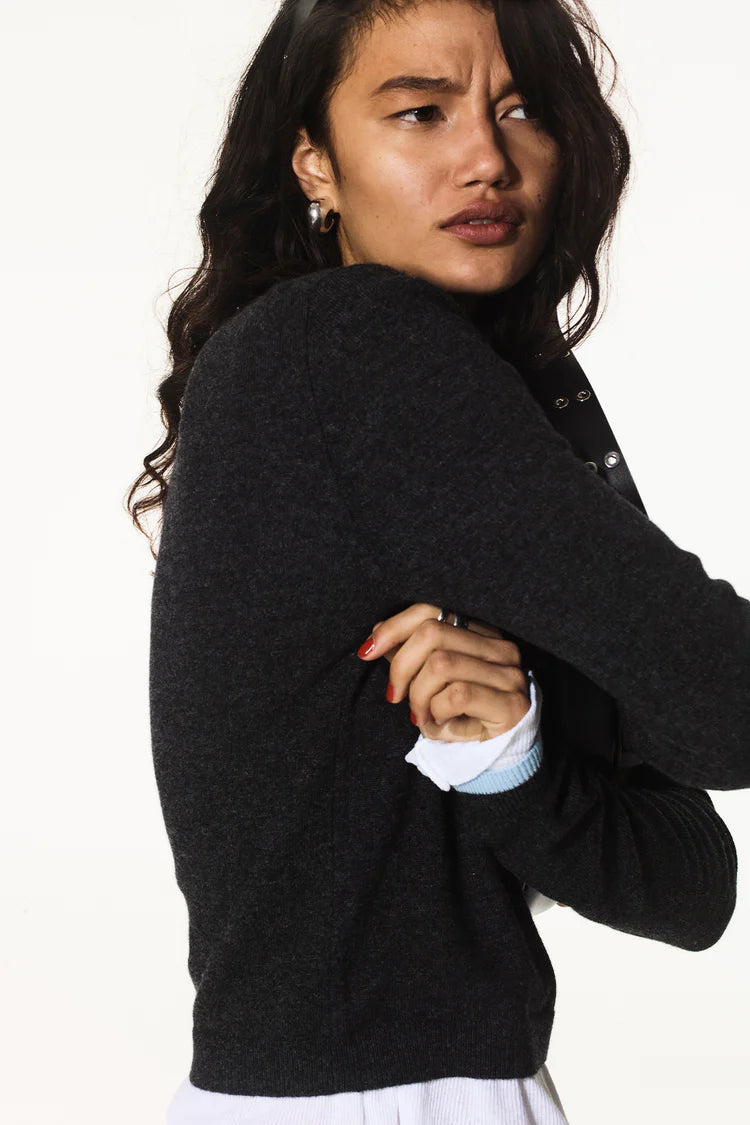 slim high v neck knit