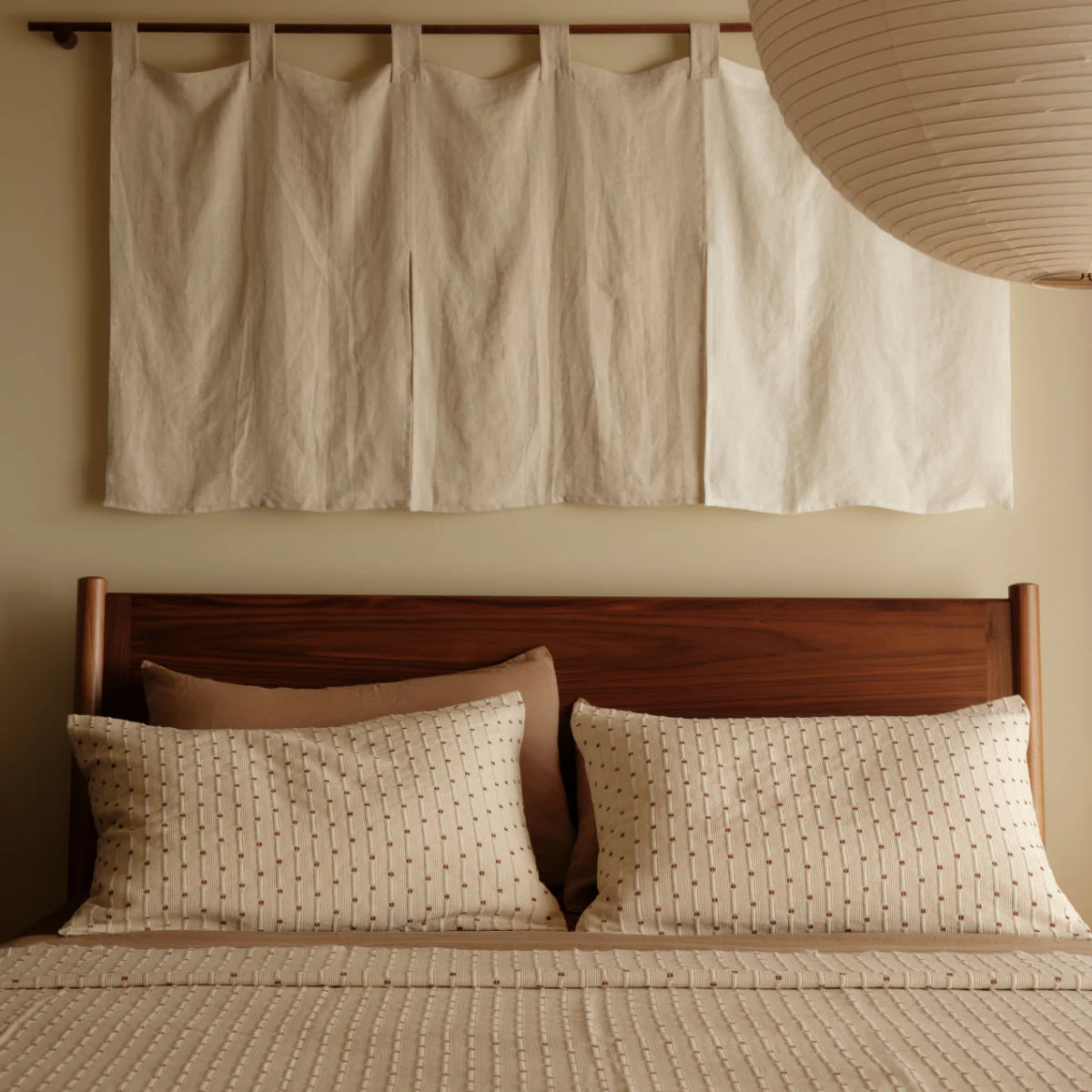 100% Organic Textured Cotton Pillowslip in Off White & Umber