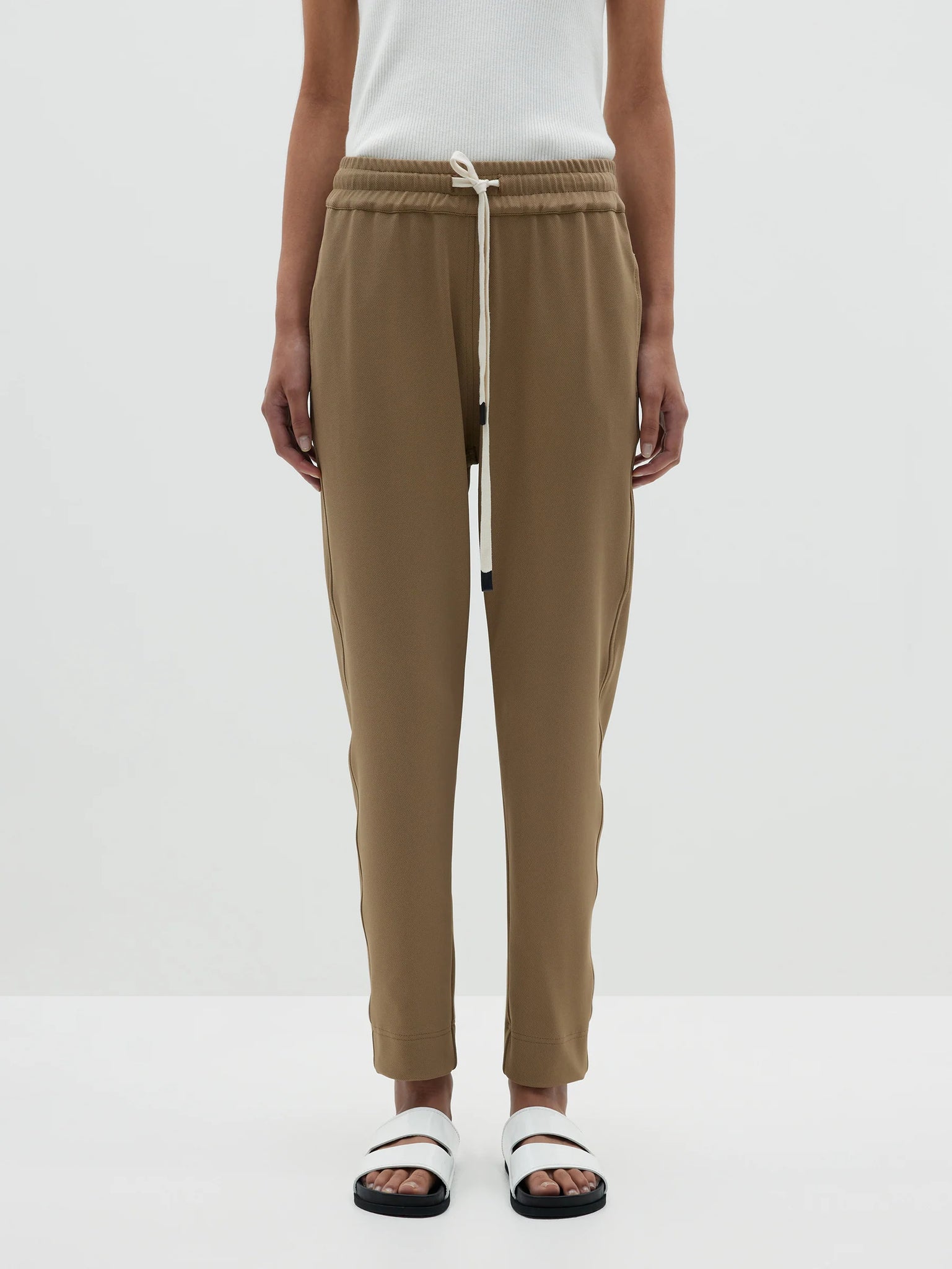 Stretch twill tapered pant