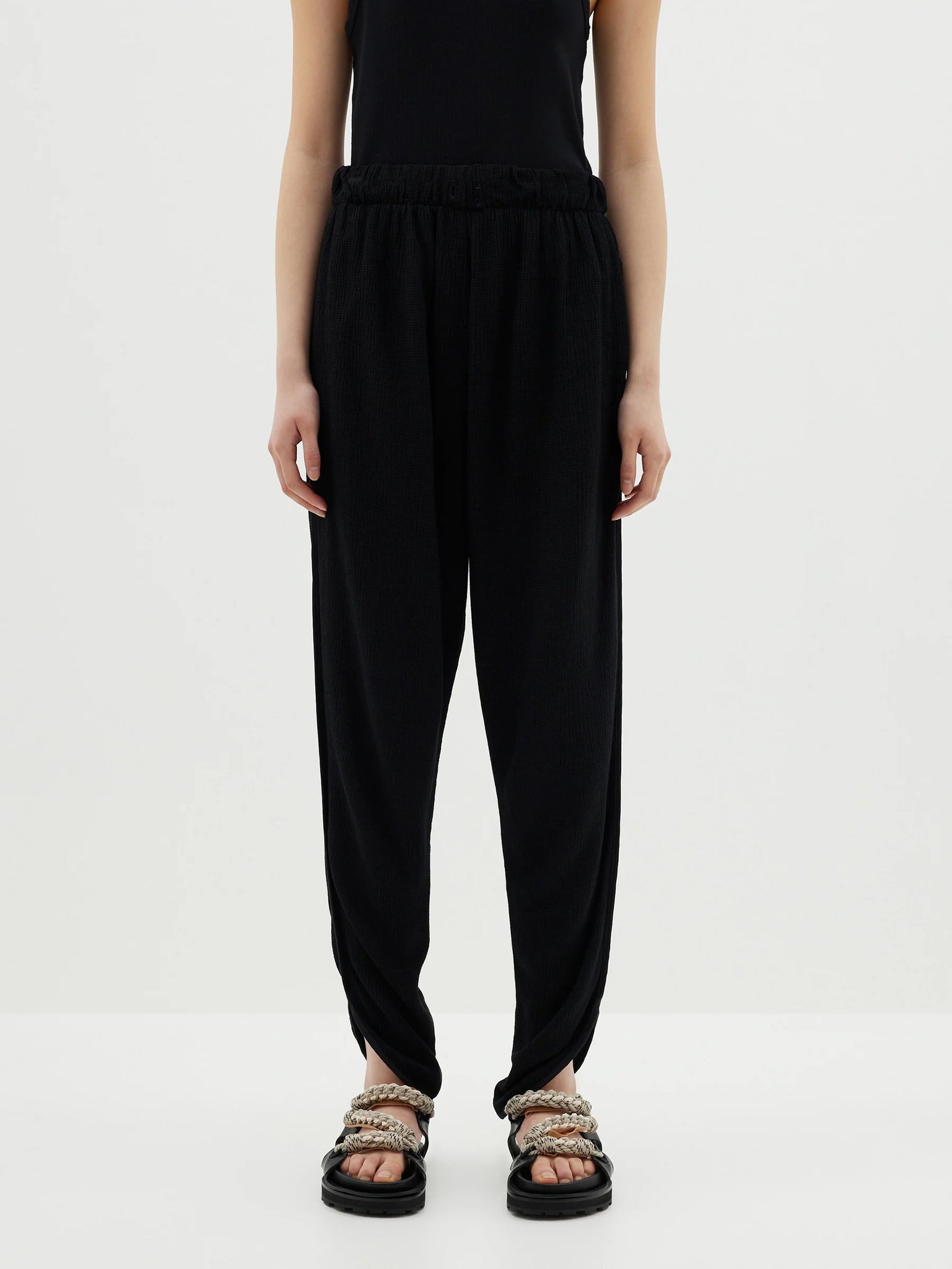 Textured crepe pull on pant
