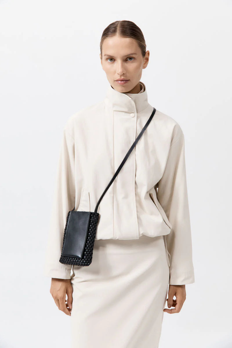Lattice Contrast Sling Pouch