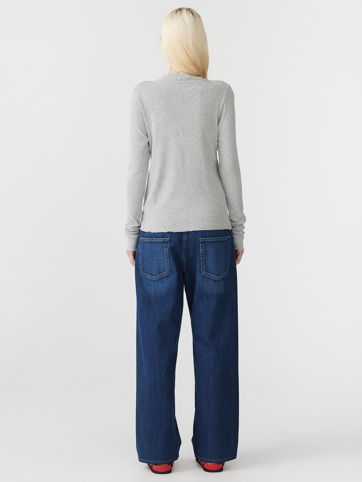 slim rib crew neck l/s t.shirt