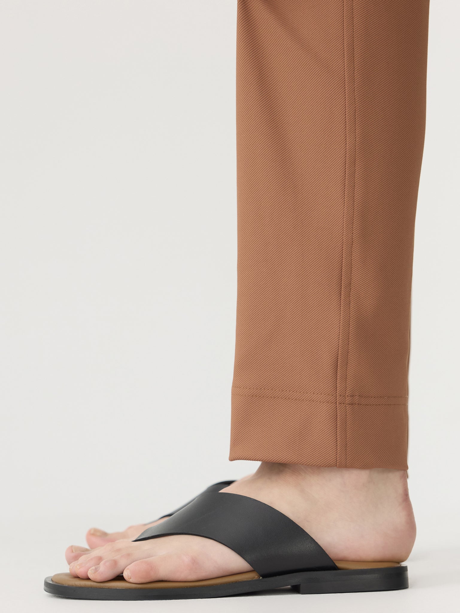 stretch twill tapered pant