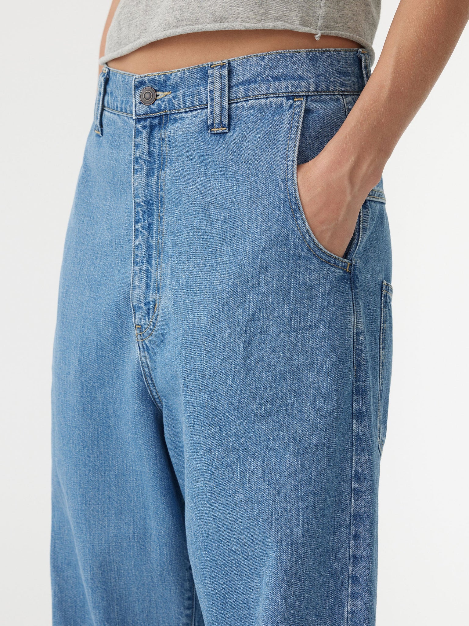 universal low rise jean