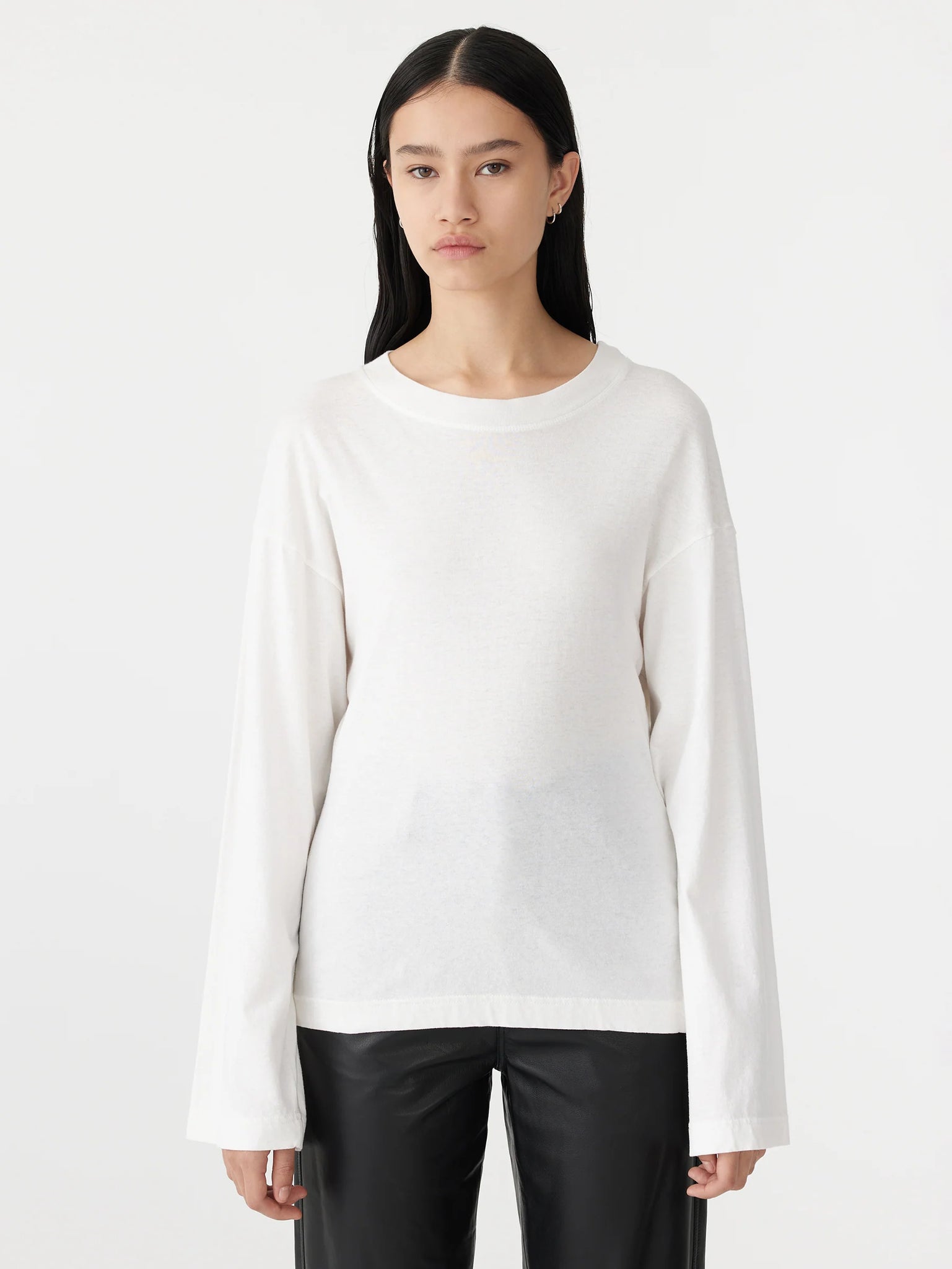 waisted athletic l/s t.shirt