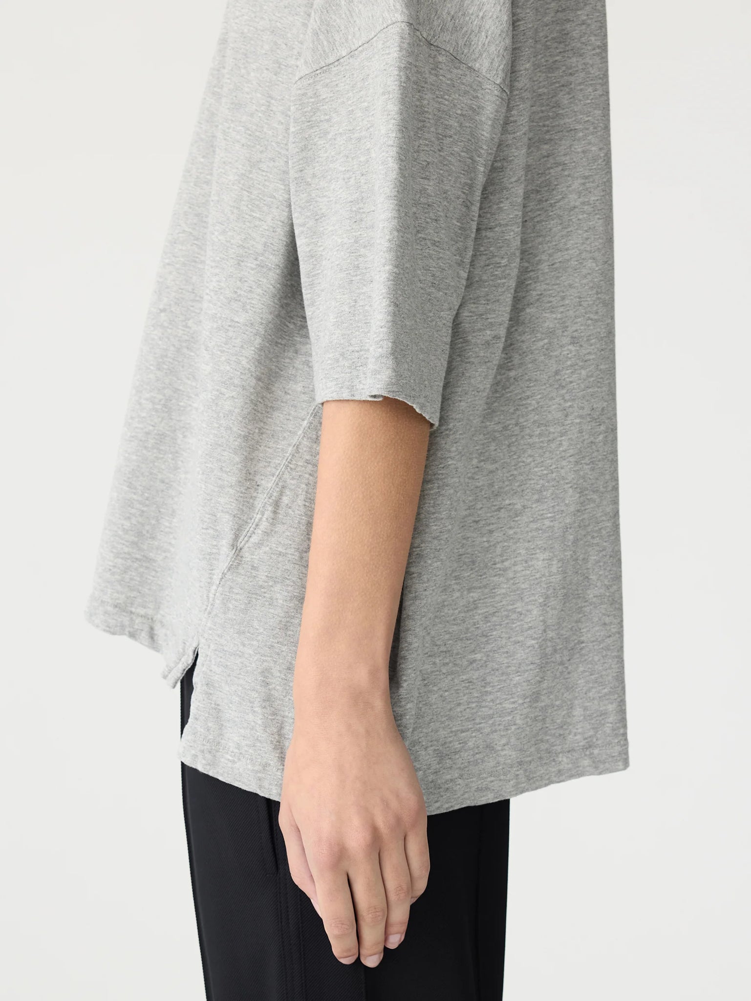 slouch side step t.shirt