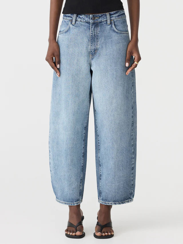 barrel leg jean