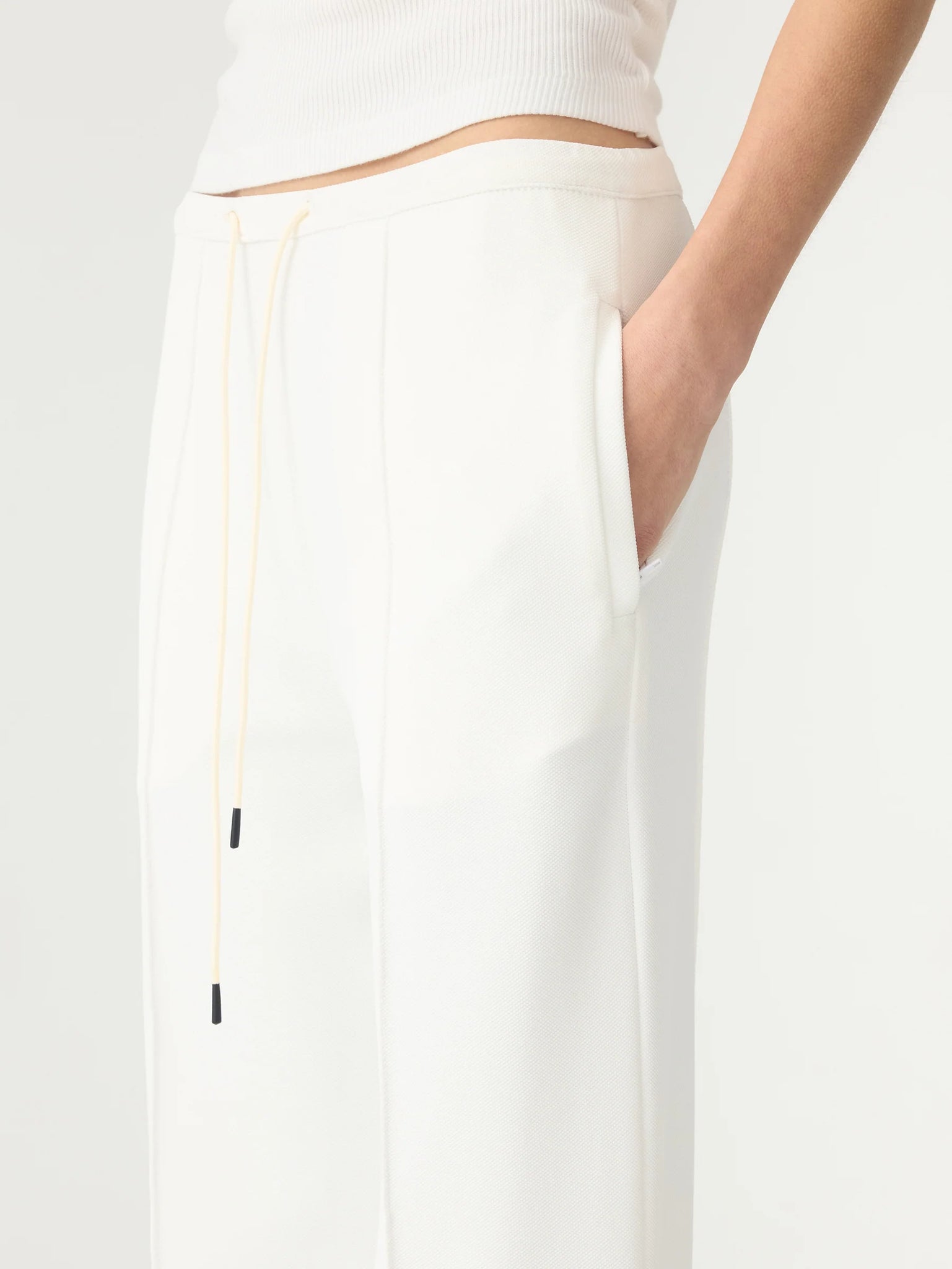 refined pinstitch pant