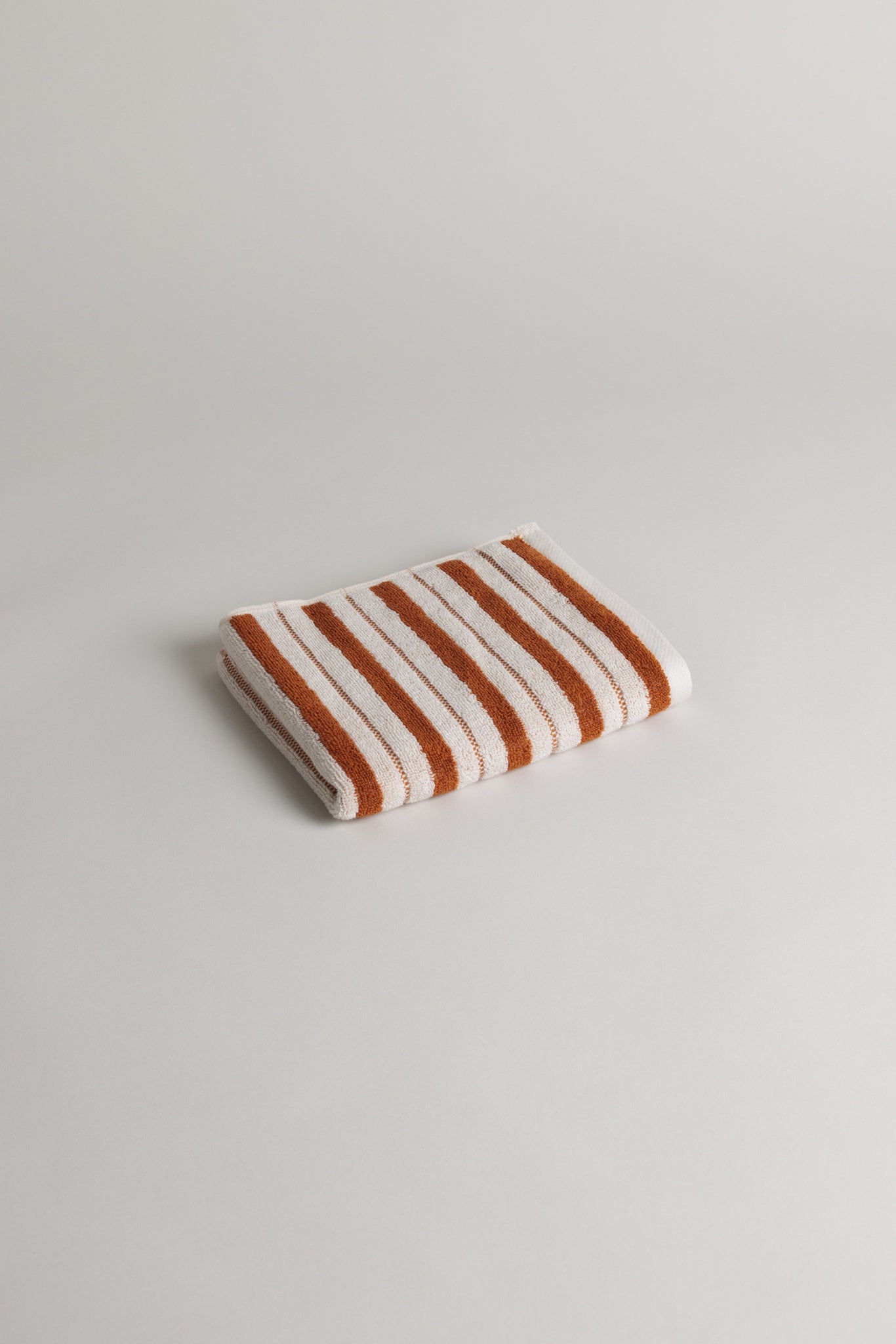 San Luis Hand Towel in Fuya & Chalk