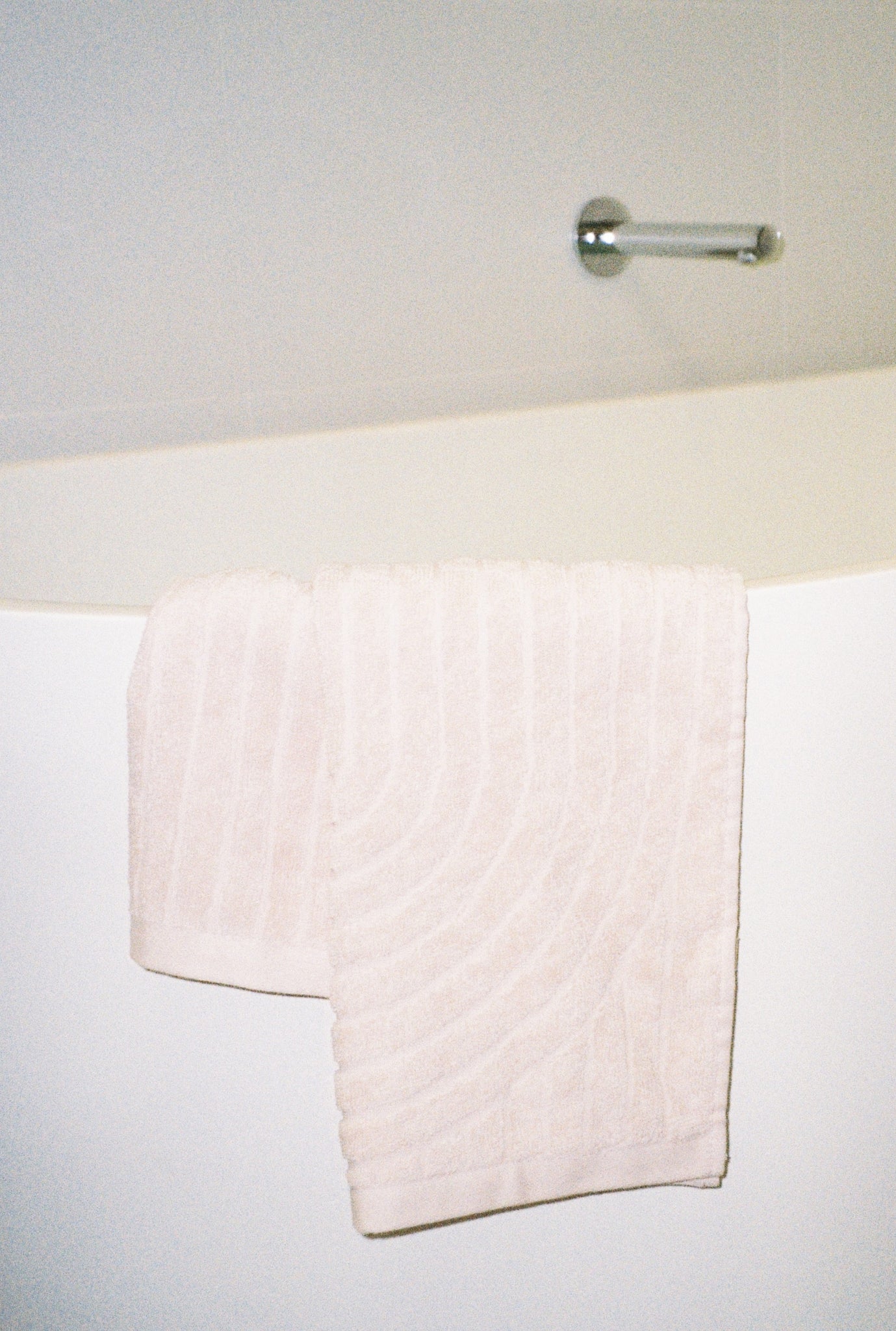 Cove Bath Towel in Clay
