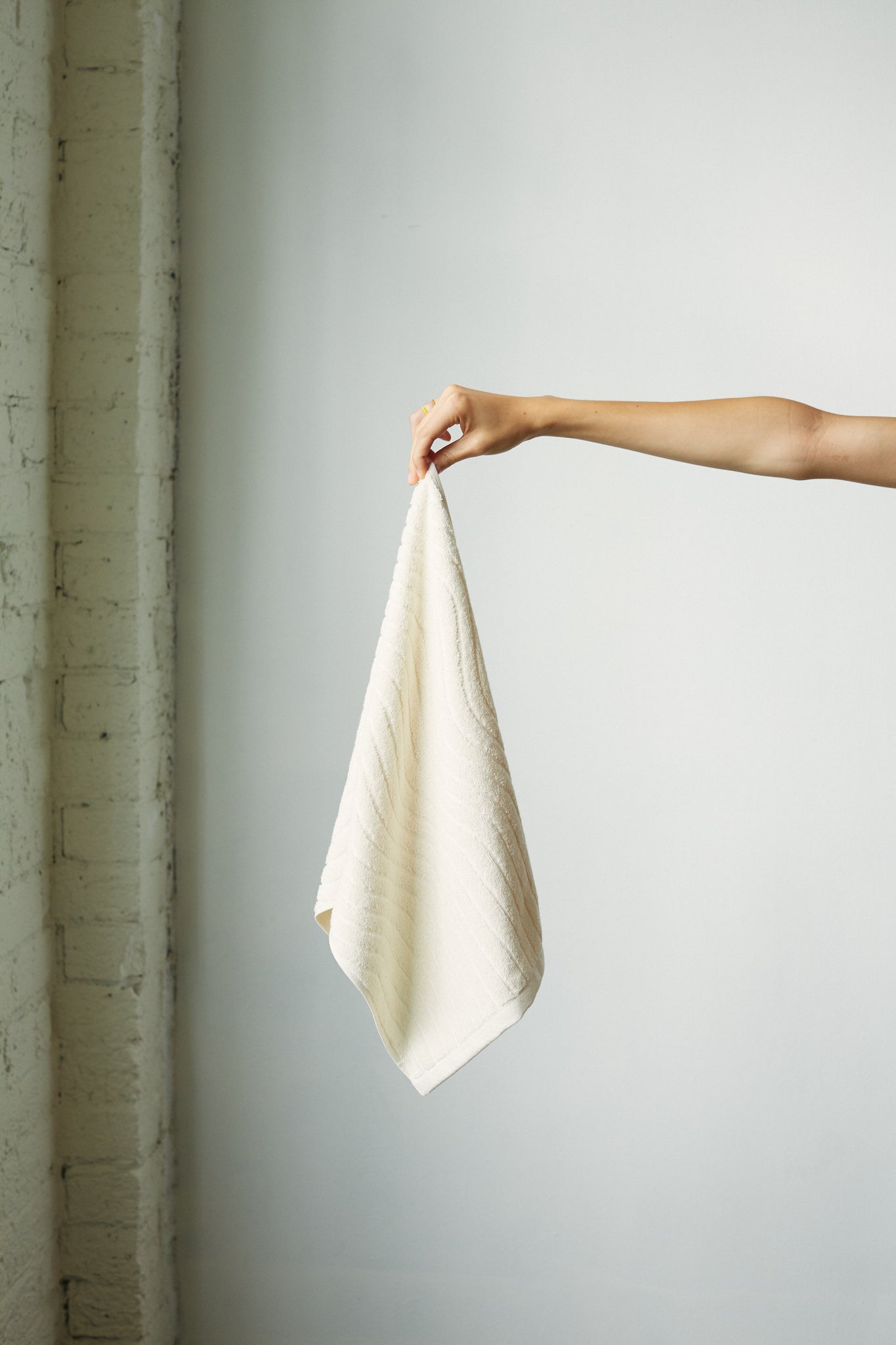 Virginia Hand Towel in Ivory
